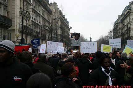  Kamaniok photo Manifestation LKP Paris sur www.kamaniok.com