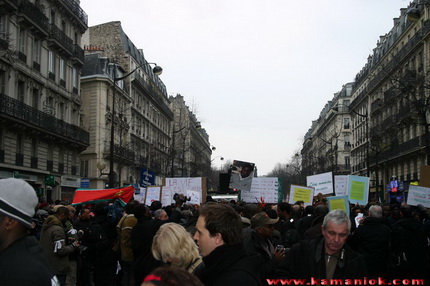  Kamaniok photo Manifestation LKP Paris sur www.kamaniok.com