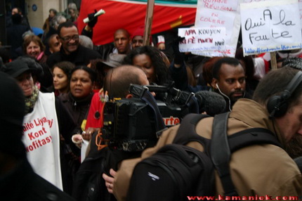  Kamaniok photo Manifestation LKP Paris sur www.kamaniok.com