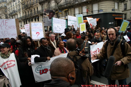  Kamaniok photo Manifestation LKP Paris sur www.kamaniok.com