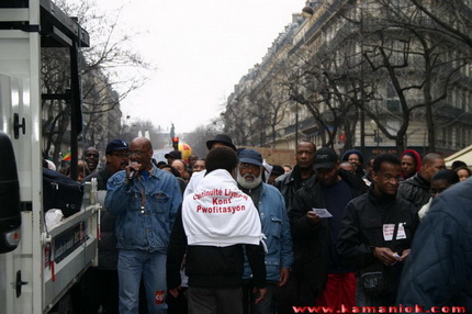  Kamaniok photo Manifestation LKP Paris sur www.kamaniok.com