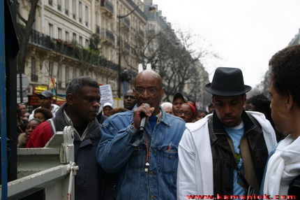  Kamaniok photo Manifestation LKP Paris sur www.kamaniok.com