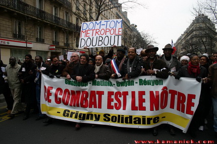  Kamaniok photo Manifestation LKP Paris sur www.kamaniok.com