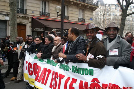  Kamaniok photo Manifestation LKP Paris sur www.kamaniok.com