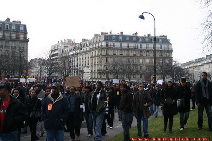  Kamaniok photo Manifestation LKP Paris sur www.kamaniok.com