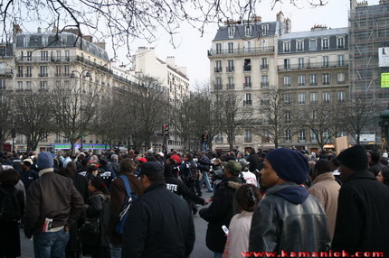  Kamaniok photo Manifestation LKP Paris sur www.kamaniok.com
