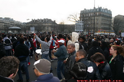  Kamaniok photo Manifestation LKP Paris sur www.kamaniok.com