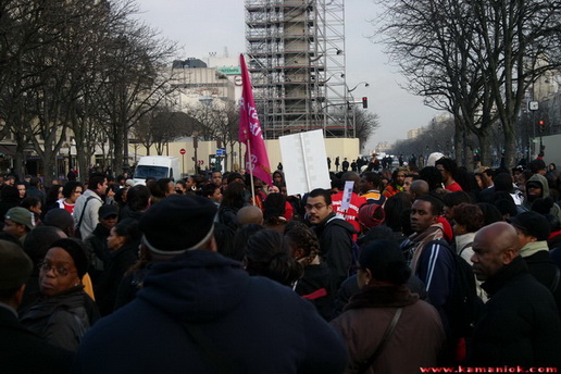  Kamaniok photo Manifestation LKP Paris sur www.kamaniok.com