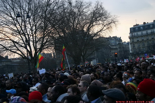  Kamaniok photo Manifestation LKP Paris sur www.kamaniok.com