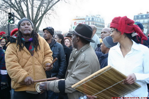  Kamaniok photo Manifestation LKP Paris sur www.kamaniok.com