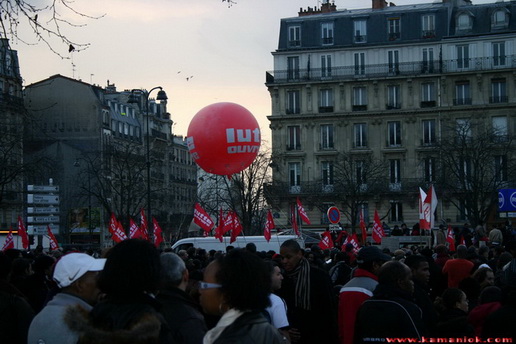  Kamaniok photo Manifestation LKP Paris sur www.kamaniok.com