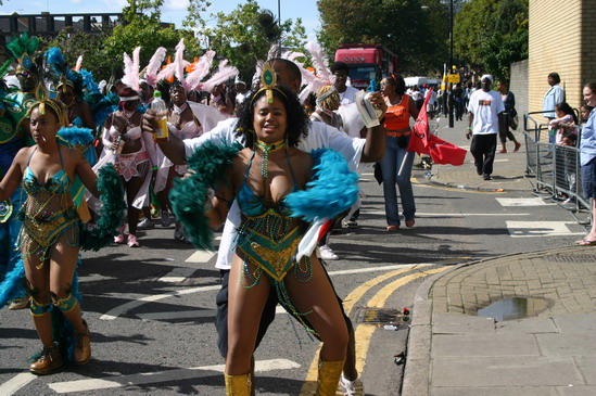 Les meilleurs photo du carnaval de Londres sur www.kamaniok.com