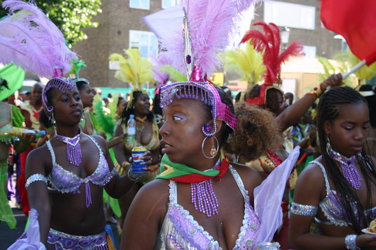 Les meilleurs photo du carnaval de Londres sur www.kamaniok.com