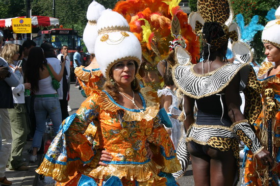 Les meilleurs photo du carnaval de Londres sur www.kamaniok.com