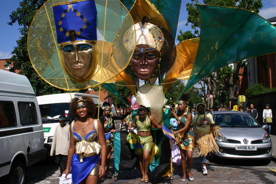 Les meilleurs photo du carnaval de Londres sur www.kamaniok.com