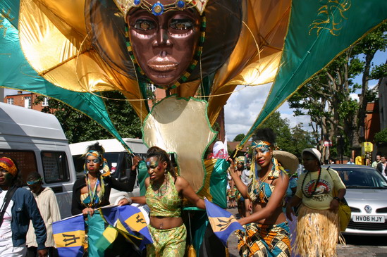 Les meilleurs photo du carnaval de Londres sur www.kamaniok.com
