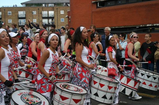 Les meilleurs photo du carnaval de Londres sur www.kamaniok.com