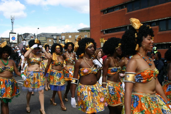 Les meilleurs photo du carnaval de Londres sur www.kamaniok.com