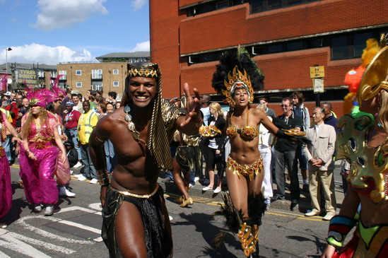 Les meilleurs photo du carnaval de Londres sur www.kamaniok.com