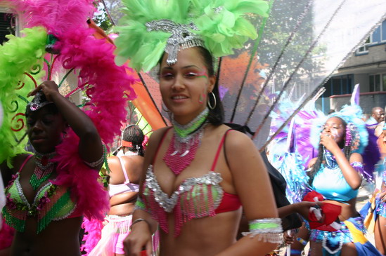 Les meilleurs photo du carnaval de Londres sur www.kamaniok.com
