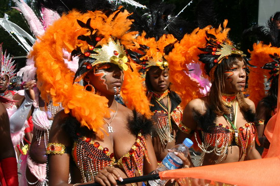 Les meilleurs photo du carnaval de Londres sur www.kamaniok.com