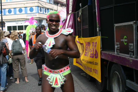 Les meilleurs photo du carnaval de Londres sur www.kamaniok.com