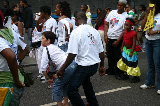 Les meilleurs photo du carnaval de Londres sur www.kamaniok.com