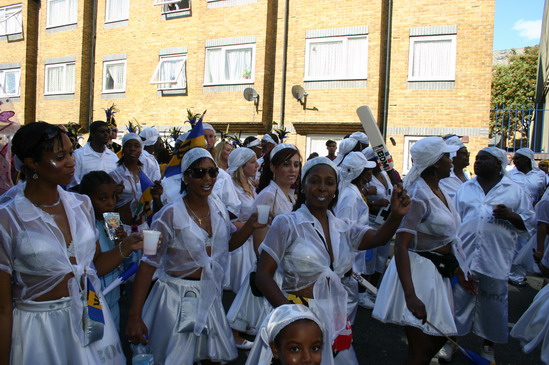 Les meilleurs photo du carnaval de Londres sur www.kamaniok.com