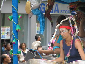 Les meilleurs photo du carnaval de Paris sur www.kamaniok.com