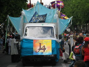 Les meilleurs photo du carnaval de Paris sur www.kamaniok.com