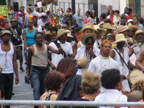 Les meilleurs photo du carnaval de Paris sur www.kamaniok.com