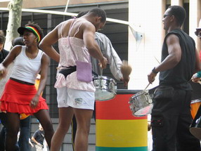 Les meilleurs photo du carnaval de Paris sur www.kamaniok.com