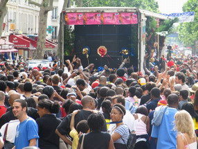 Les meilleurs photo du carnaval de Paris sur www.kamaniok.com
