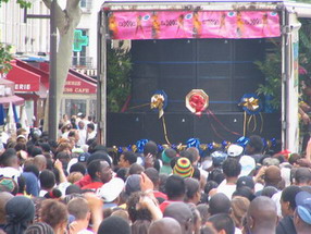 Les meilleurs photo du carnaval de Paris sur www.kamaniok.com