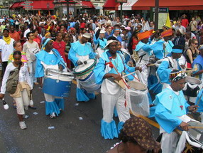 Les meilleurs photo du carnaval de Paris sur www.kamaniok.com