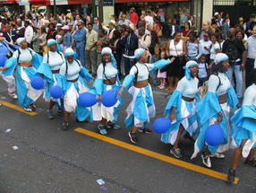 Les meilleurs photo du carnaval de Paris sur www.kamaniok.com