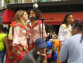 Les meilleurs photo du carnaval de Paris sur www.kamaniok.com
