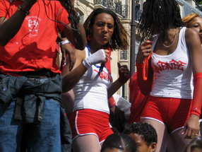 Les meilleurs photo du carnaval de Paris sur www.kamaniok.com