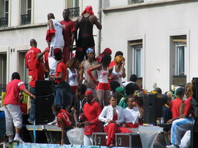 Les meilleurs photo du carnaval de Paris sur www.kamaniok.com