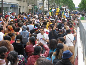 Les meilleurs photo du carnaval de Paris sur www.kamaniok.com