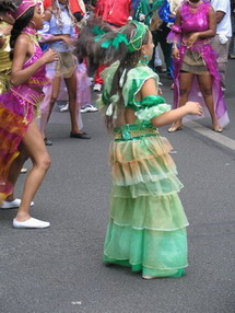 Les meilleurs photo du carnaval de Paris sur www.kamaniok.com