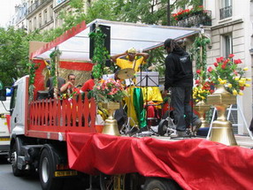 Les meilleurs photo du carnaval de Paris sur www.kamaniok.com