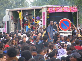 Les meilleurs photo du carnaval de Paris sur www.kamaniok.com
