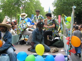 Les meilleurs photo du carnaval de Paris sur www.kamaniok.com