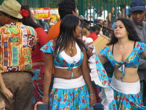 Les meilleurs photo du carnaval de Paris sur www.kamaniok.com