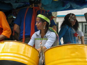 Les meilleurs photo du carnaval de Paris sur www.kamaniok.com