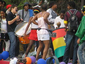 Les meilleurs photo du carnaval de Paris sur www.kamaniok.com