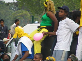 Les meilleurs photo du carnaval de Paris sur www.kamaniok.com