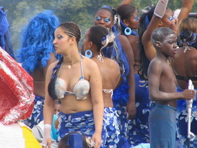Les meilleurs photo du carnaval de Paris sur www.kamaniok.com