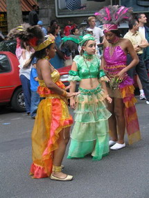 Les meilleurs photo du carnaval de Paris sur www.kamaniok.com
